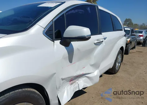 2024 Toyota Sienna Limited z USA, uszkodzony, nr VIN 5TDZRKEC0RS183924